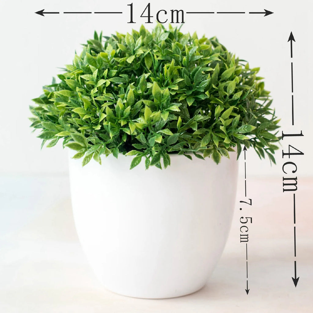 Mini Green Bonsai Tree — Artificial Potted Plant Décor