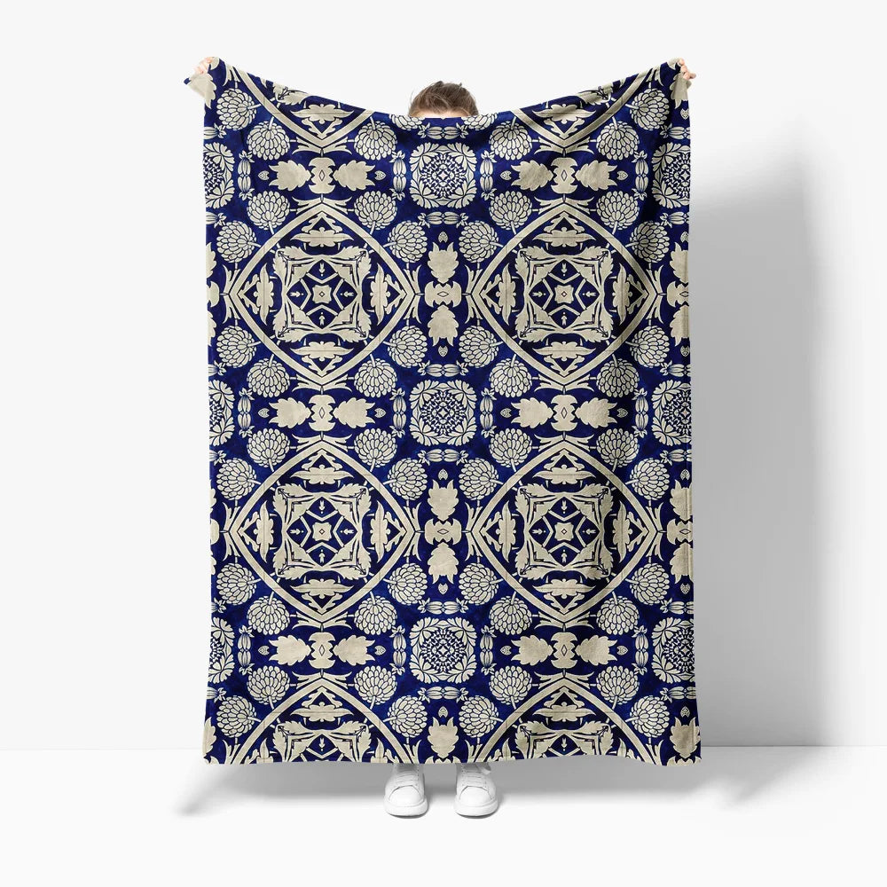 Moroccan Tile Medallion Throw Blanket — Geometric Print Plush Sofa & Bed Throw