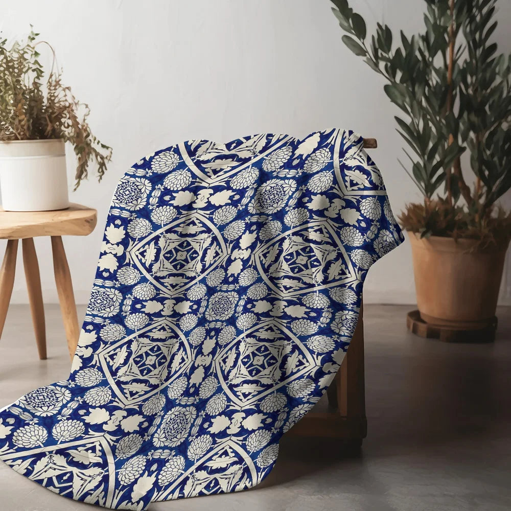 Moroccan Tile Medallion Throw Blanket — Geometric Print Plush Sofa & Bed Throw